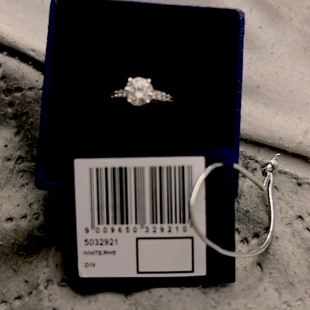 Ring / jewerly